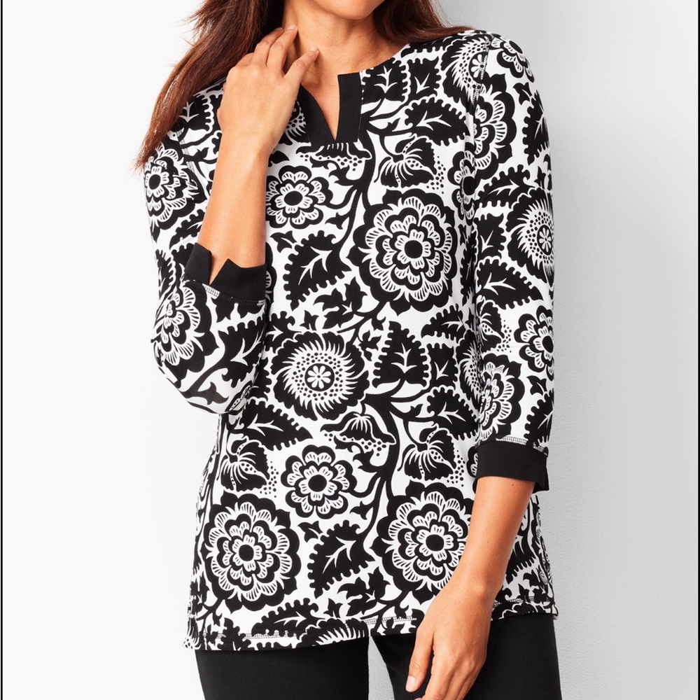 Talbots Top Women’s Large Black White Floral UPF 50 3/4 Sleeve Stretch Casual